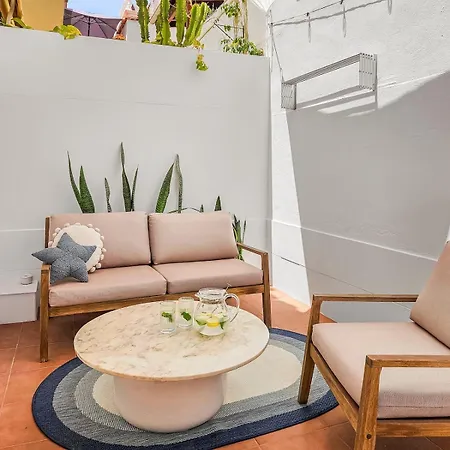 Bright 3 Bdr House In Ocean Views Сasa de vacaciones *
