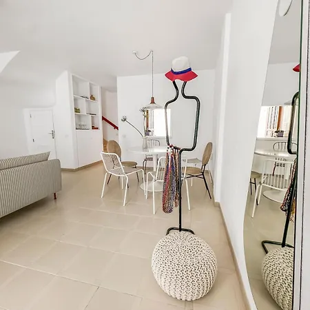 Сasa de vacaciones Bright 3 Bdr House In Ocean Views